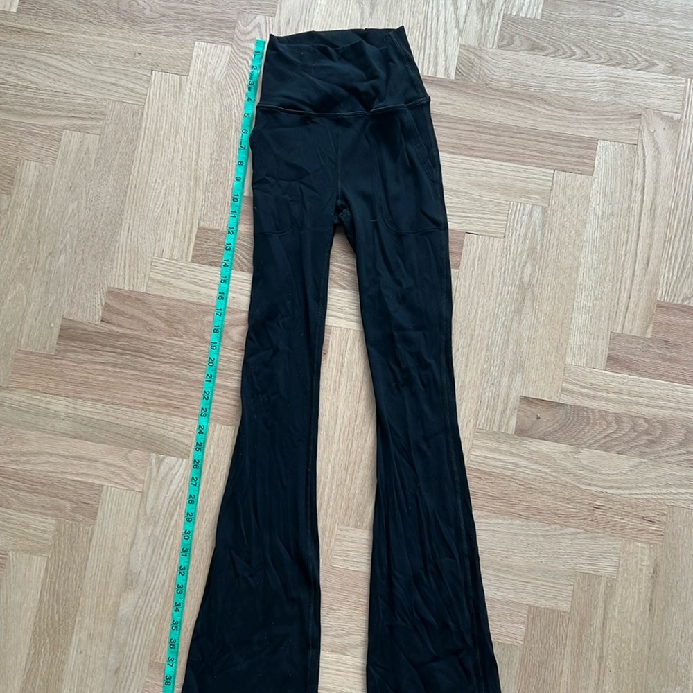 Offline by Aerie ribbed flare leggings